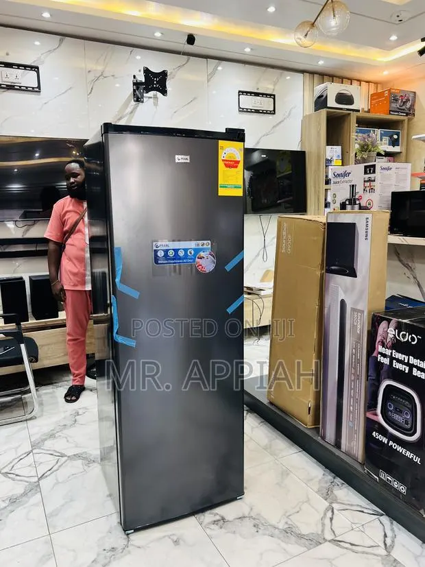 Get Unique Pearl Single Door Upright Standing Freezer(Puf-370) · Photo 1