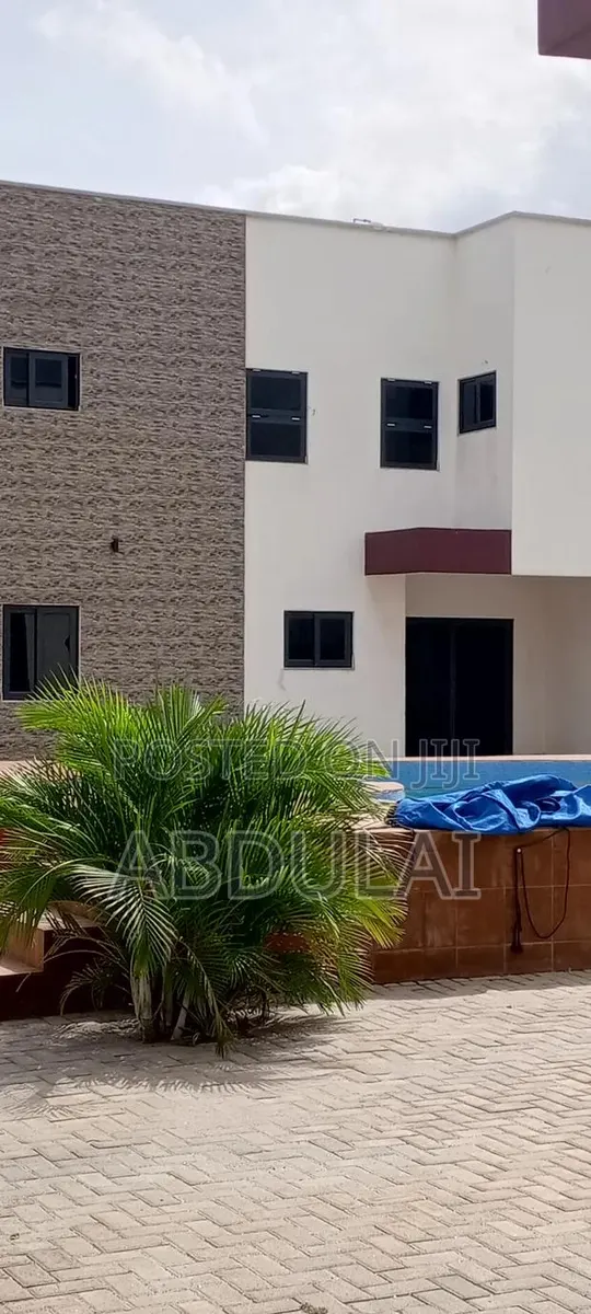 3 Bedroom Self Compound at Ajiringanor · Photo 1