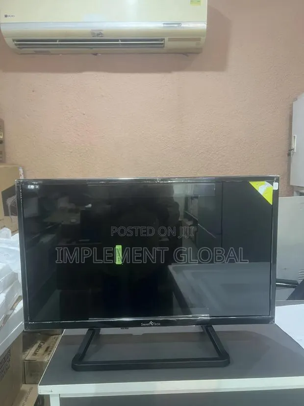 Smart-tech 24 Inch Tv · Photo 1