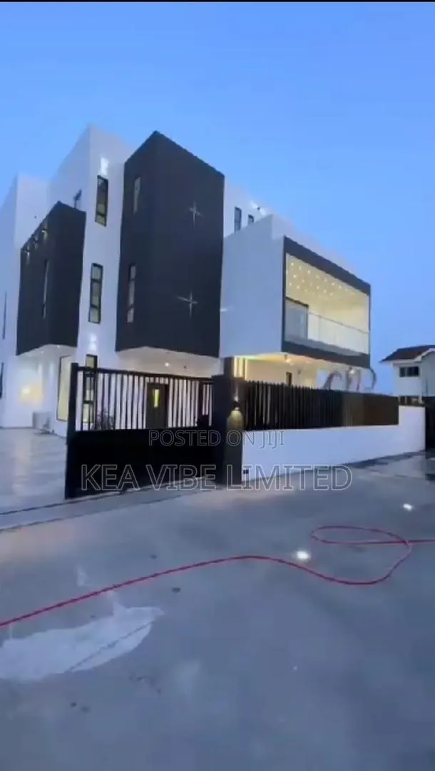 Furnished 4bdrm Apartment in American House for sale · Photo 1