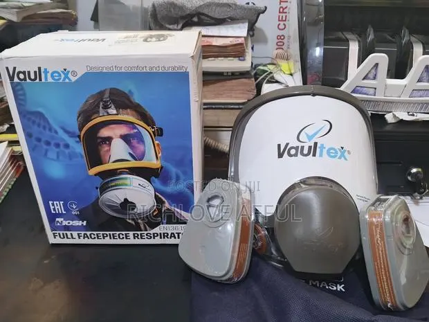 Full Facemask · Photo 1