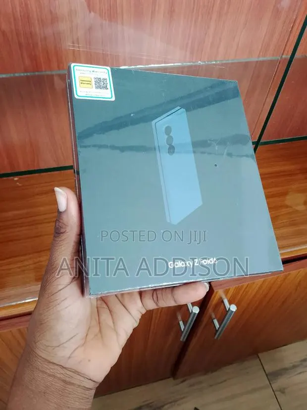 New Samsung Galaxy Z Fold6 512 GB Blue · Photo 1