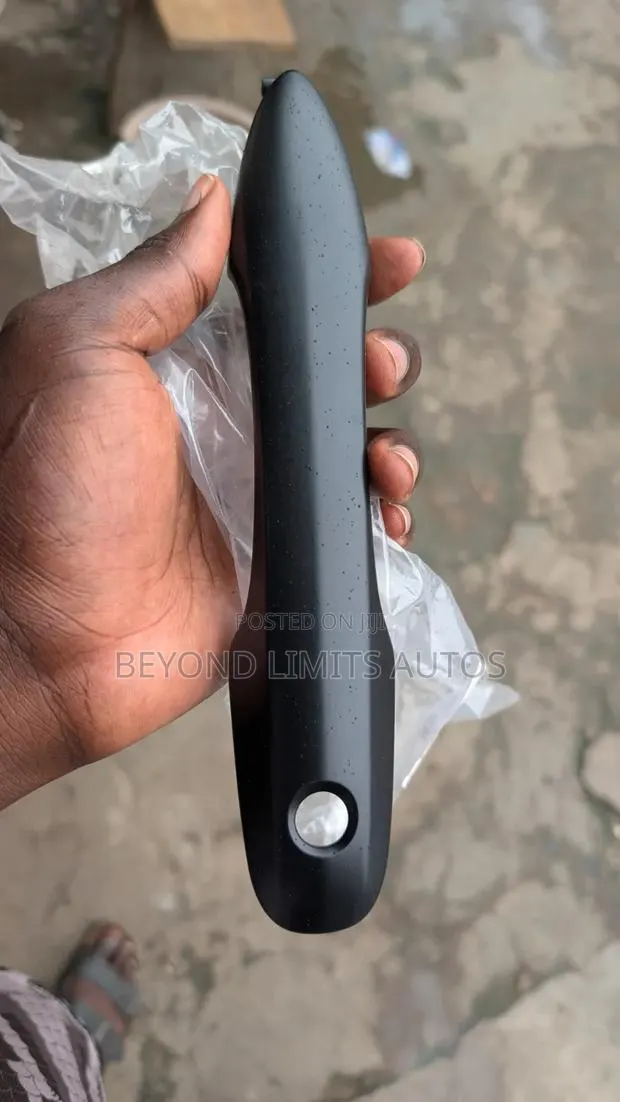 Toyota Corolla 2020 - 2023 Door Handle · Photo 1
