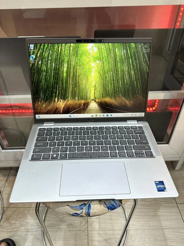 Laptop Dell Latitude 7440 16GB Intel Core i7 SSD 512GB · Photo 1