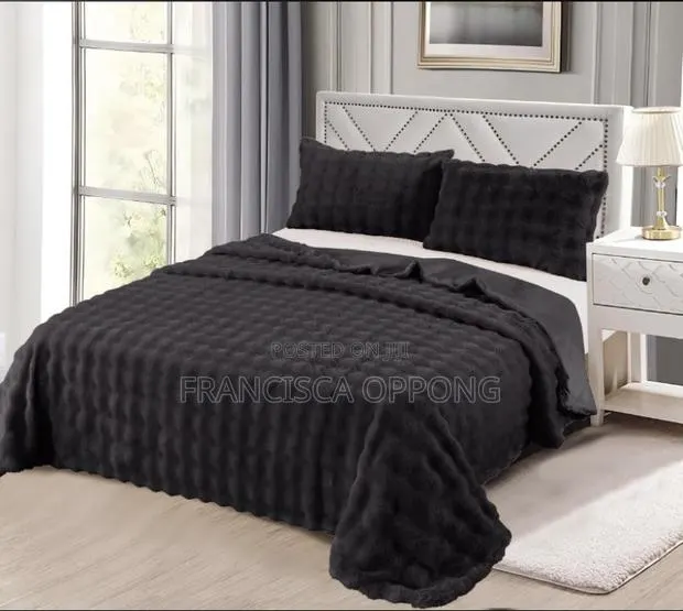 Super Soft Warm Fluffy Blanket 3pieces,Available In Colors · Photo 1