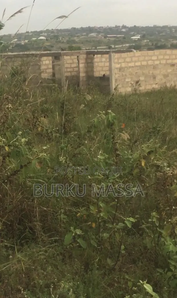 Buy or Swap Car for Two (2) Plot of Land · Photo 5