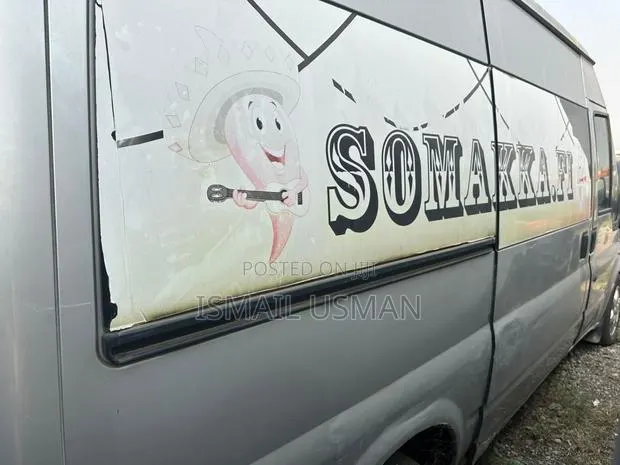 Ford Transit 2008 Silver · Photo 1