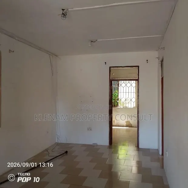 2bdrm Apartment in New Gbawe for rent · Photo 1