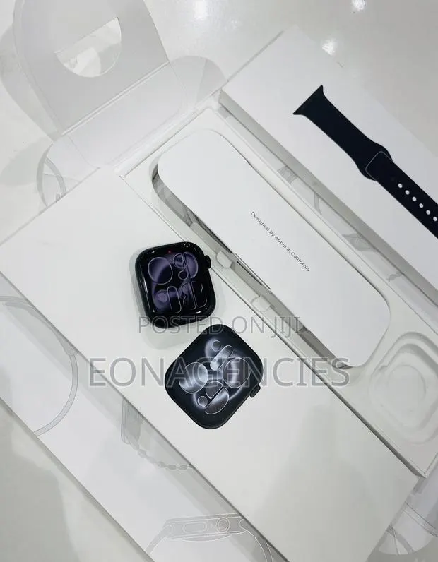 Brand New Apple Watch Series 11 42mm GPS - Sealed · Photo 1