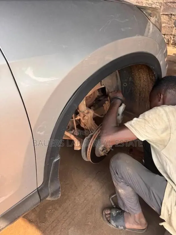 Mechanic/Auto Electrician Needed in Saudi Baharain and Dubai · Photo 1