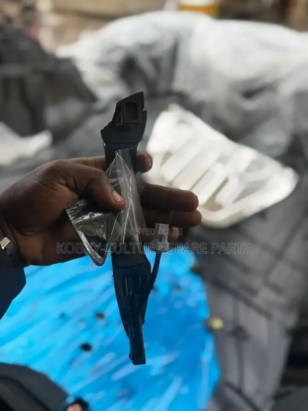 Original Brand New Hyndai Elantra 2016 Sensor Handles Available · Photo 1