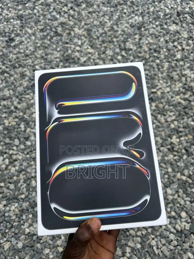 New Apple iPad Pro 11 (2025) 256 GB Black · Photo 1