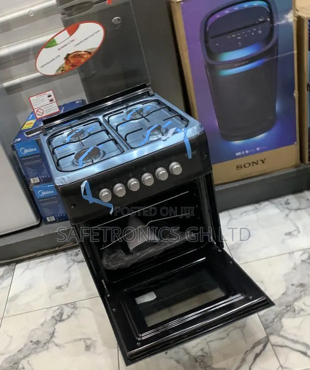 Buy Essential Ferre 60x60 4 Burner Gas Cooker, Auto Ignition · Photo 1