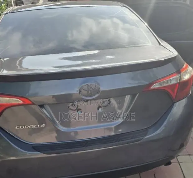 Toyota Corolla 2015 · Photo 1