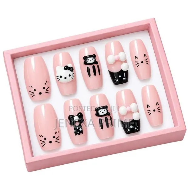 Nude Bow Press-on Nails · Photo 1