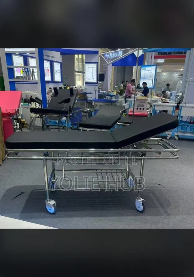 Patient Trolley (Non Adjustable) · Photo 1