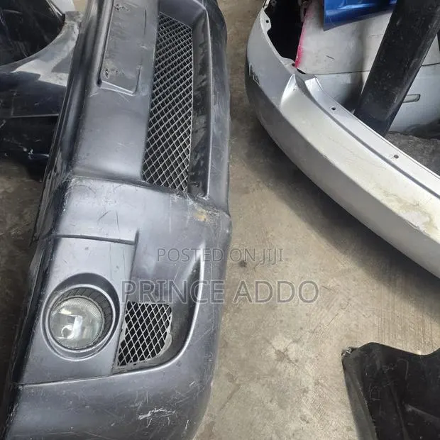 Hyundai Tucson 2005 Front Bumper · Photo 1