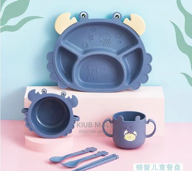 Animated Wheat Plastic Baby Feeding Set · Photo 1