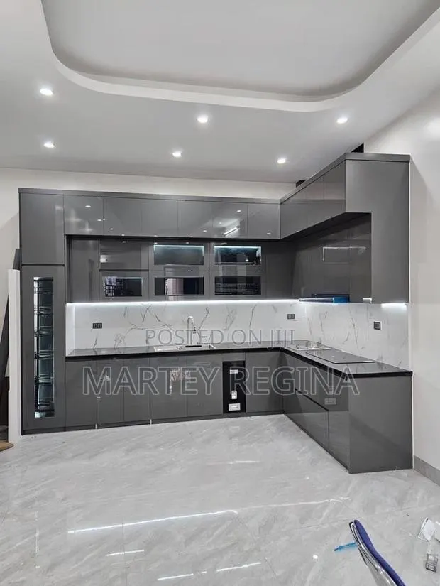 Luxury Kitchen Cabinets · Photo 1