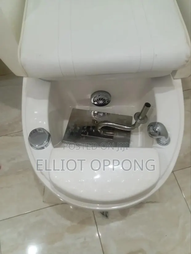 Pedicure Spa (Used) · Photo 4