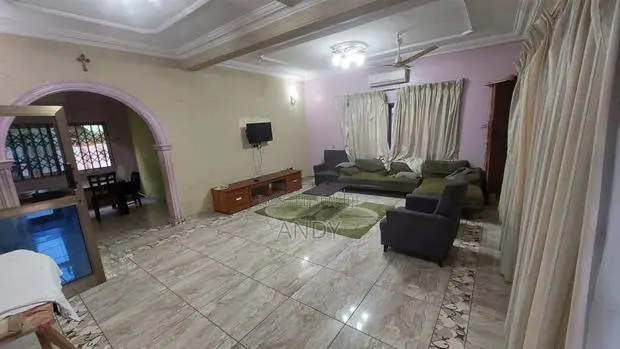 Furnished 3bdrm House in Teshie Bushroad, First Junction for rent · Photo 1