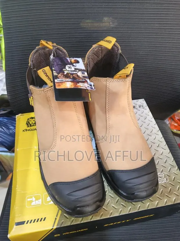 Kinguard Slip on Safety Boot · Photo 1