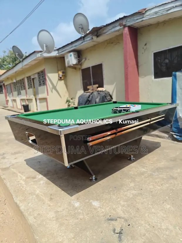 Normal Boafd Snooker Table / Not Coin Operated · Photo 1