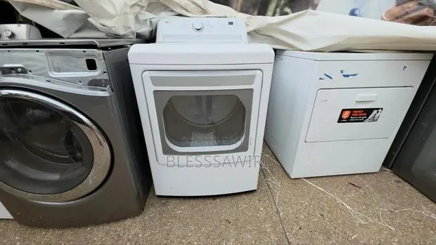 28kg Brand New LG Gas Dryer With Sensor Dry Technology · Photo 1