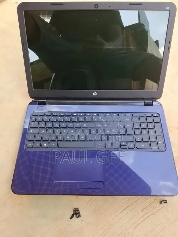 Laptop HP Pavilion 15 4GB Intel Pentium HDD 750GB · Photo 1