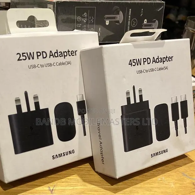 Samsung 25W 45W USB-C PD Fast Charger Adapter With USB-C Cable · Photo 1