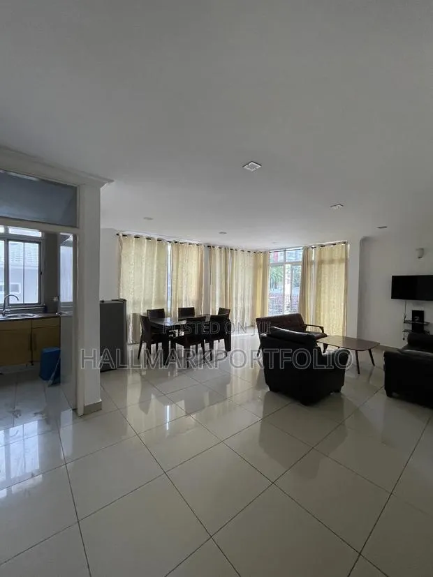 Furnished 3bdrm Apartment in East Legon for rent · Photo 2