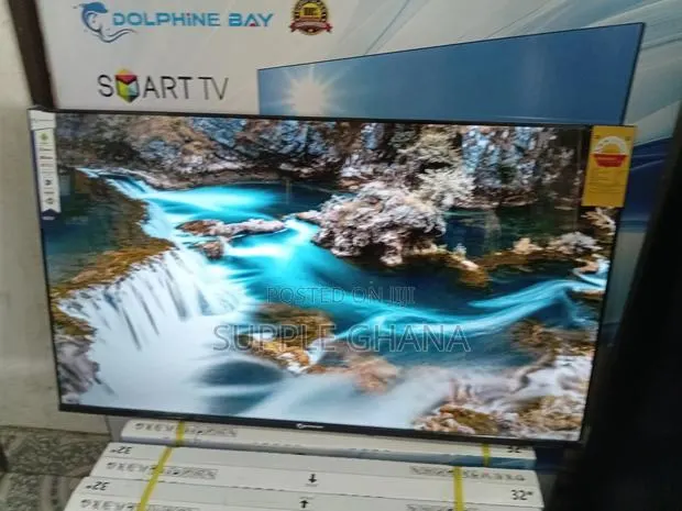 Dolphine Bay 43-Inch Smart Tv Crossfade Dolphine Bay 43-Inch Smart Tv · Photo 1