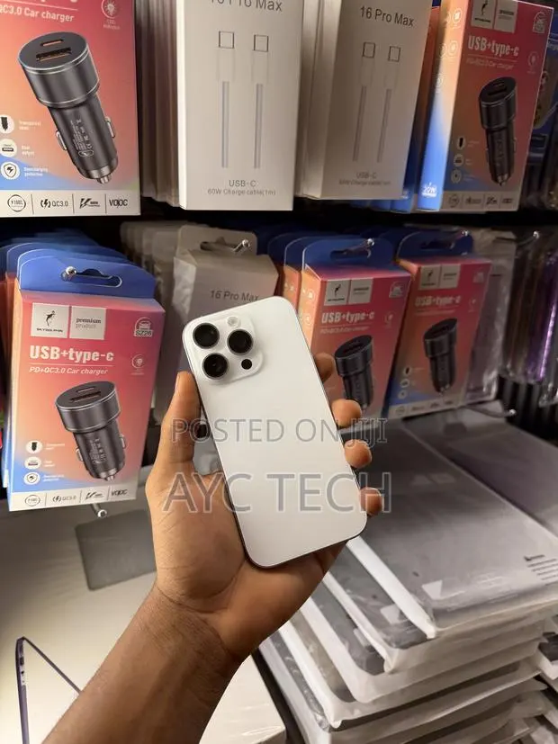 Apple iPhone 16 Pro 256 GB White · Photo 1