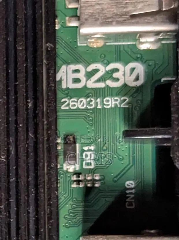 Hitachi Motherboard and Power Board · Photo 1