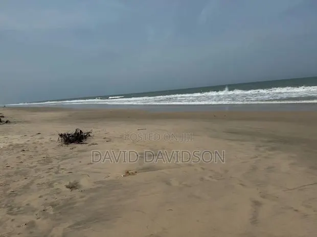 Beach Front, Kokrobitry, · Photo 1