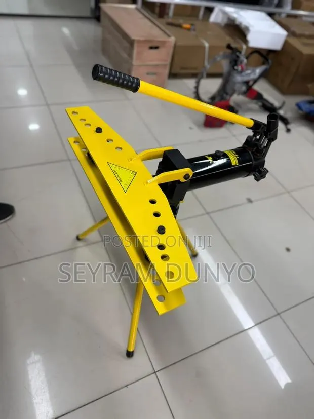Megatron Hydraulic Pipe Bender · Photo 1