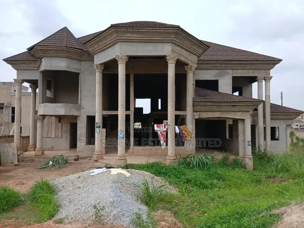 7bdrm House in Ell Serene, Kumasi Metropolitan for sale · Photo 1