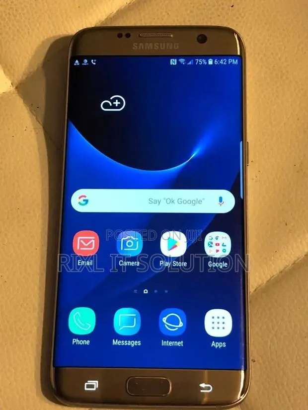 New Samsung Galaxy S7 edge 32 GB Silver · Photo 1