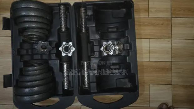 Adjustable Dumbbells · Photo 1