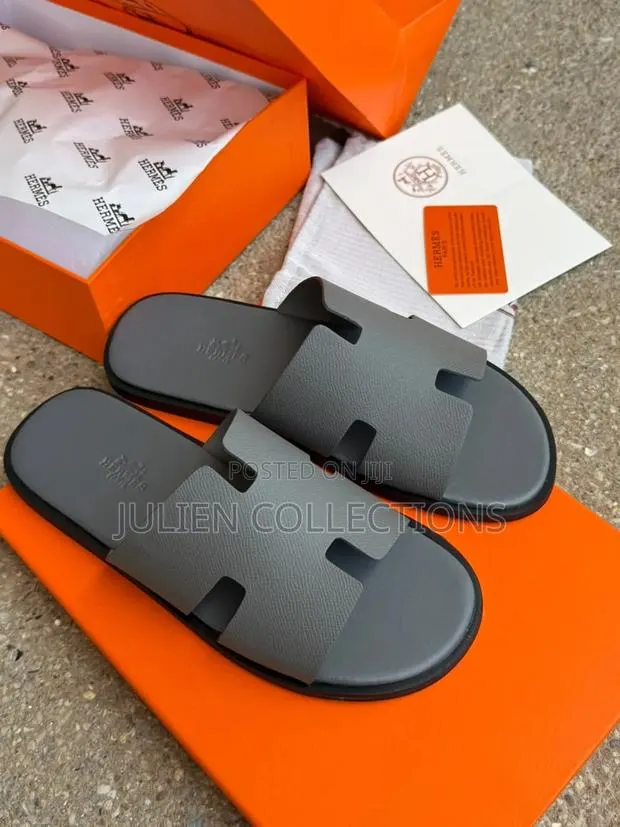 Hermes Sandals Grey · Photo 1