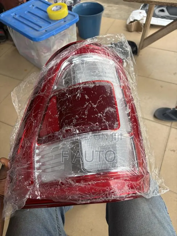 F150 2022,2023,2024,2025 Taillight With Charger · Photo 1