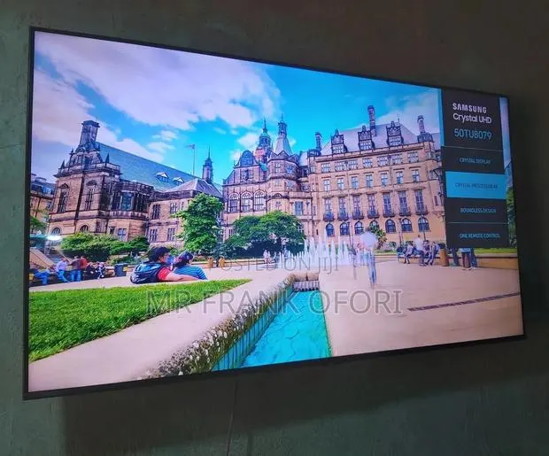 Samsung 50inches Smart Edgeless Screen · Photo 1