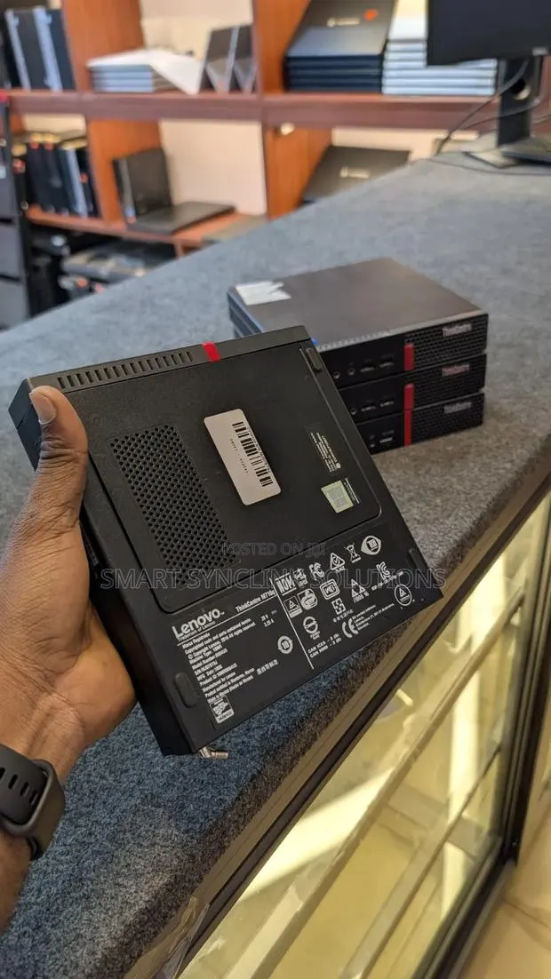 Lenovo ThinkCentre M710 Tiny 8GB Intel Core i5 SSD 256GB · Photo 1