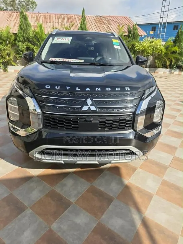 Mitsubishi Outlander SEL Launch Edition 2022 Black · Photo 1