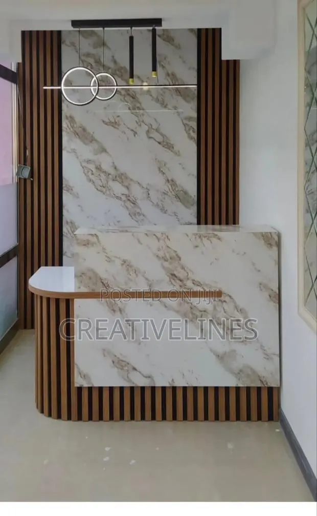 Front Desk Decor · Photo 1