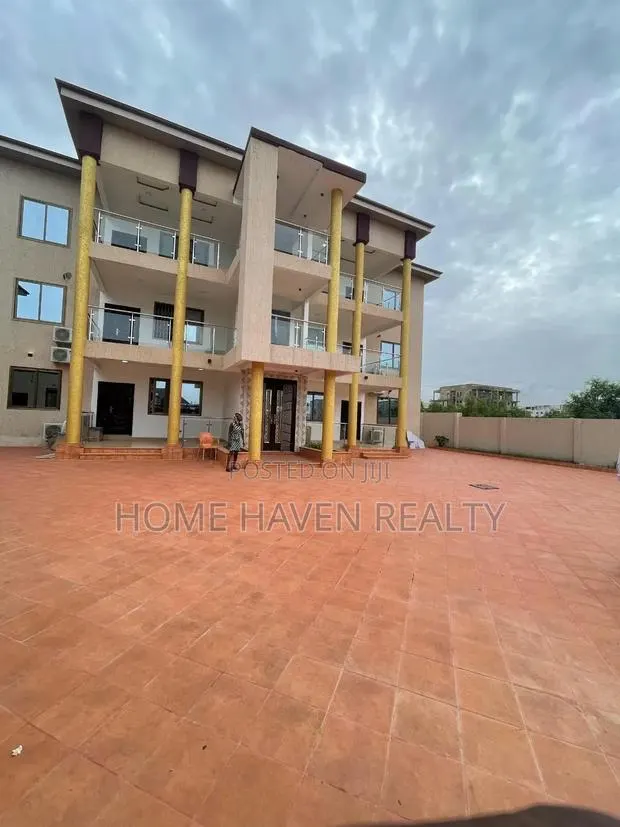 3bdrm Apartment in East Airport, Tseaddo for rent · Photo 1