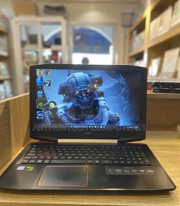 Laptop Acer Aspire VX5 591G 12GB Intel Core i5 HDD+SSD 500GB · Photo 1
