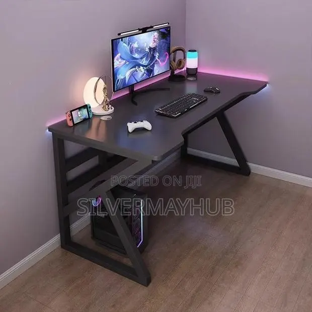 120cm Gaming Office Studio Desk · Photo 1