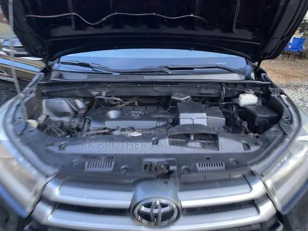 Waterless Engine Wash · Photo 1