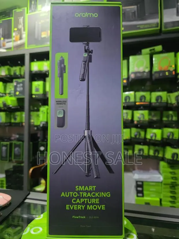 Oraimo FlowTrack Face Tracking Selfie Stick Tripod – Gesture Control · Photo 1